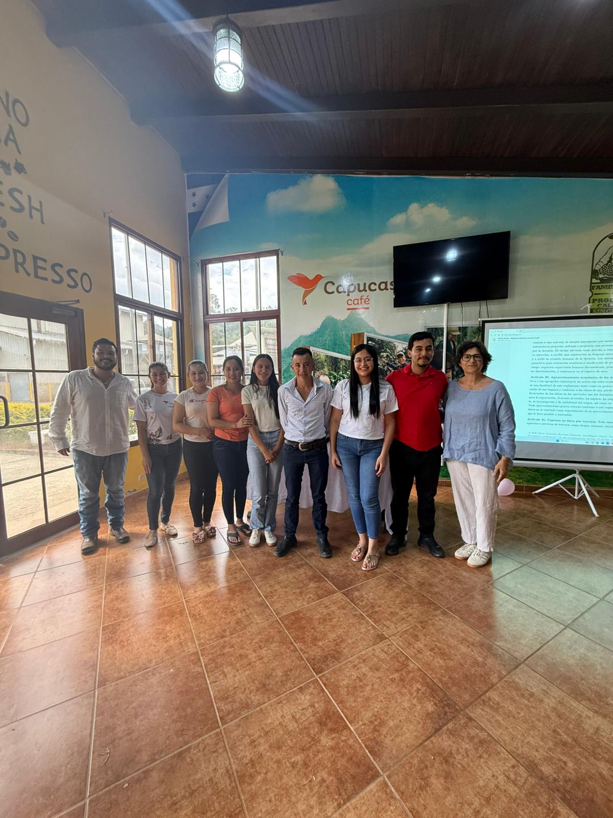 AgroDignity team and CAPUCAS cooperative members after the data governance workshop, Copán, Honduras